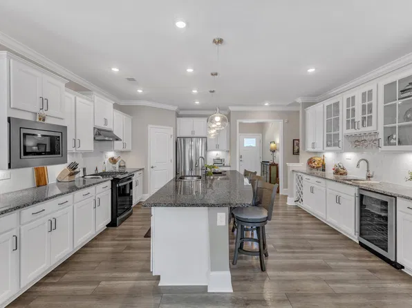 704 Haven Peak Ln, Wake Forest, NC 27587