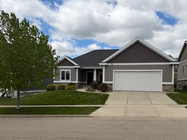 1009 Tara Ln, Waunakee, WI 53597