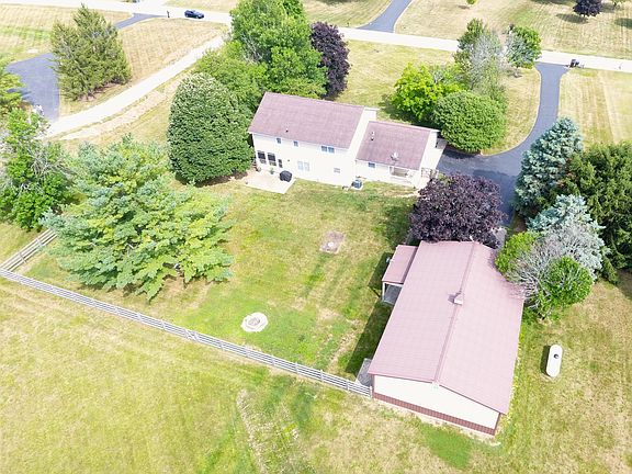4th image of 2055 Deer Run Ln