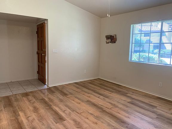 3rd image of 2020 W Union Hills Dr Unit 131