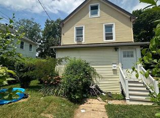 59 E 3rd St, Huntington Station, NY 11746