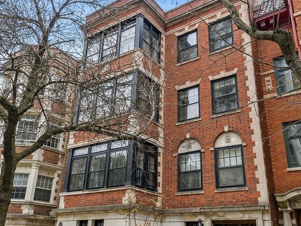 1st image of 440 W Oakdale Ave #3