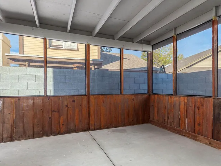 4172 E Wayland Rd — Photo 27