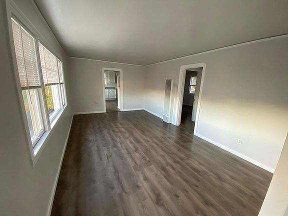 4th image of 2203 Napa St #1/2