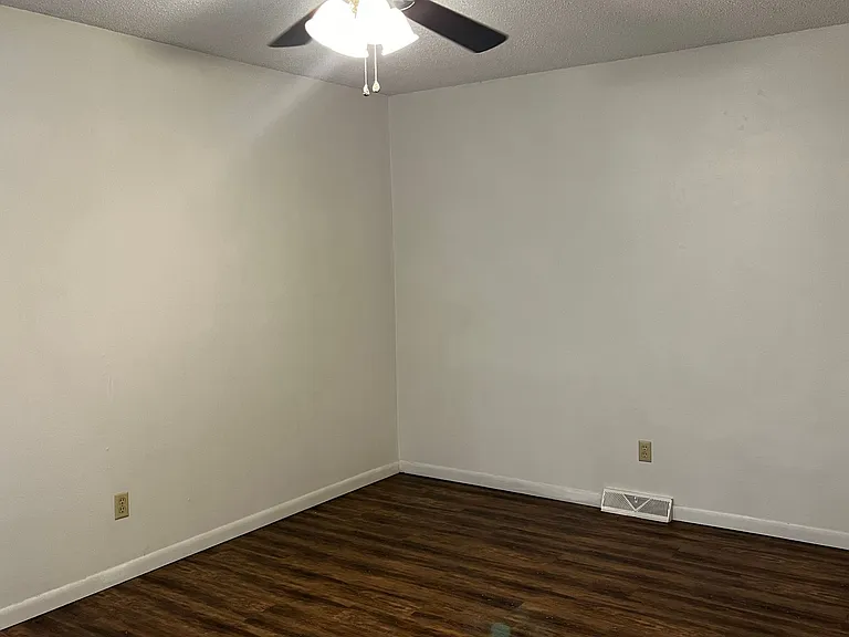 3335 E Sunset St A&B — Photo 16