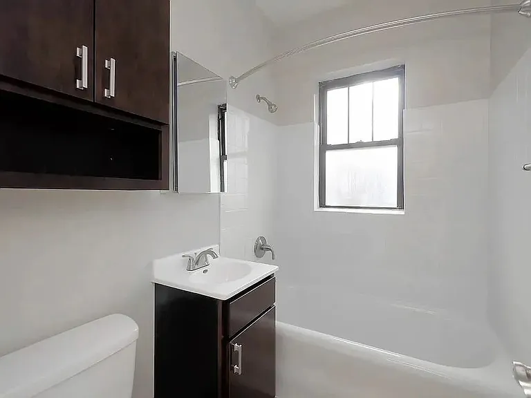 3700 N Bosworth Ave #1 — Photo 9