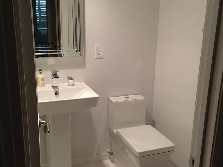 2230 California St NW #4CE — Photo 10