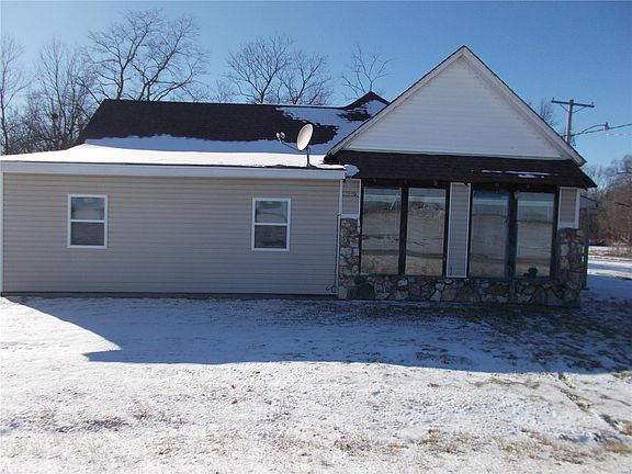 3rd image of 710 E Pine St