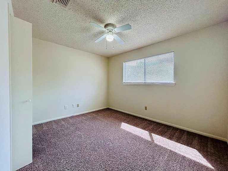 8904 Schick Rd — Photo 11