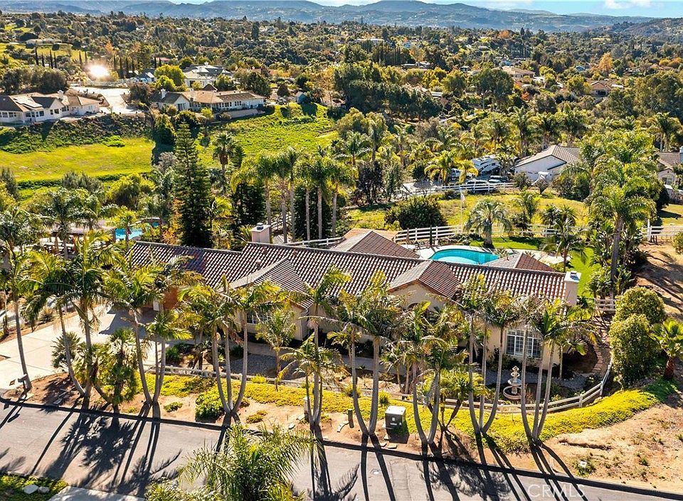 1141 Lorenzo Dr, Fallbrook, CA 92028 Zillow