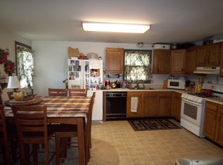 64 Stone Ridge Dr, Rutland, VT 05701