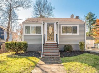 57 W Shore Rd, Holbrook, MA 02343