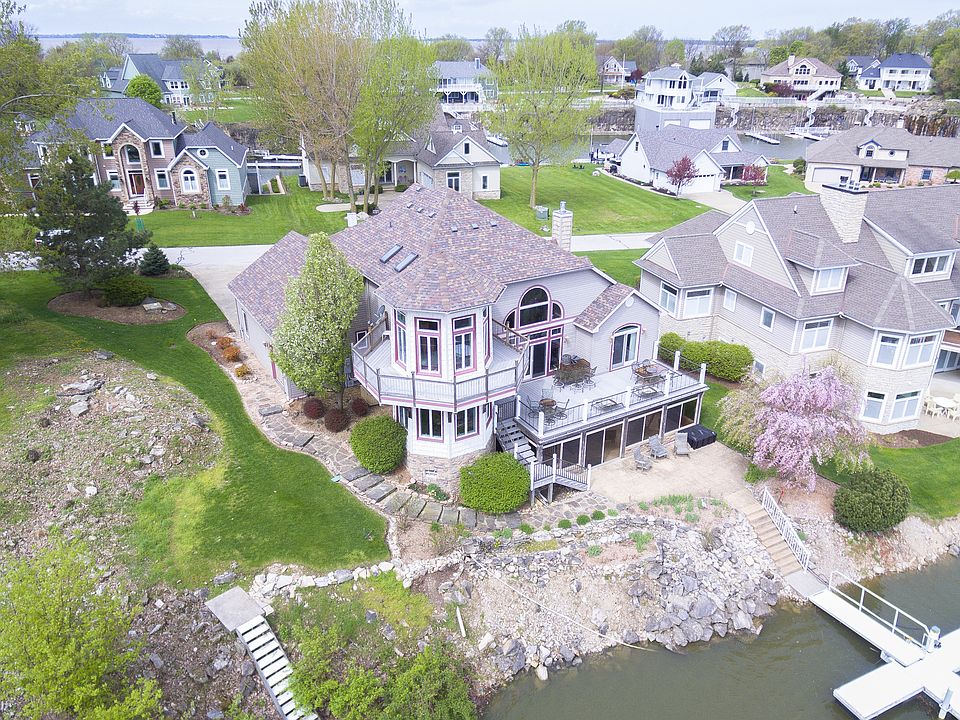 Aerial of Waterfront Elevation