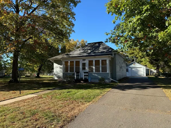 23594 Cross Dr, Deerwood, MN 56444