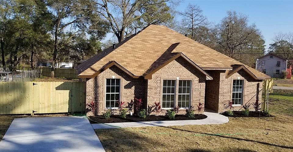 1st image of 8702 Camay Dr