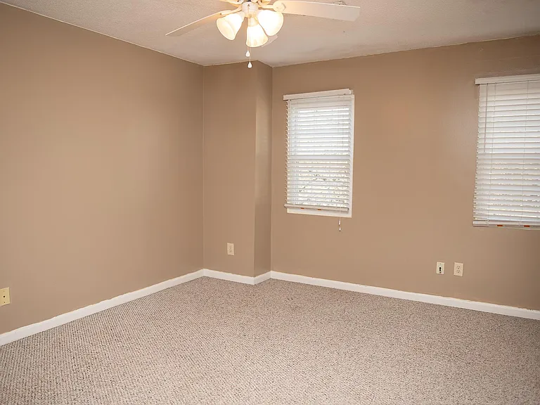 747 Sheridan Pl #40 — Photo 11