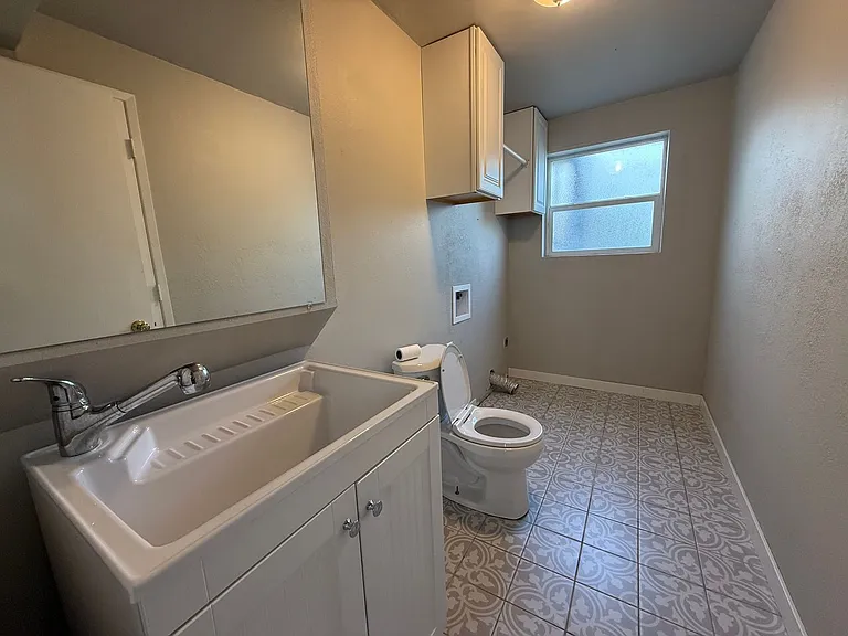 204 Hillcrest Dr — Photo 29