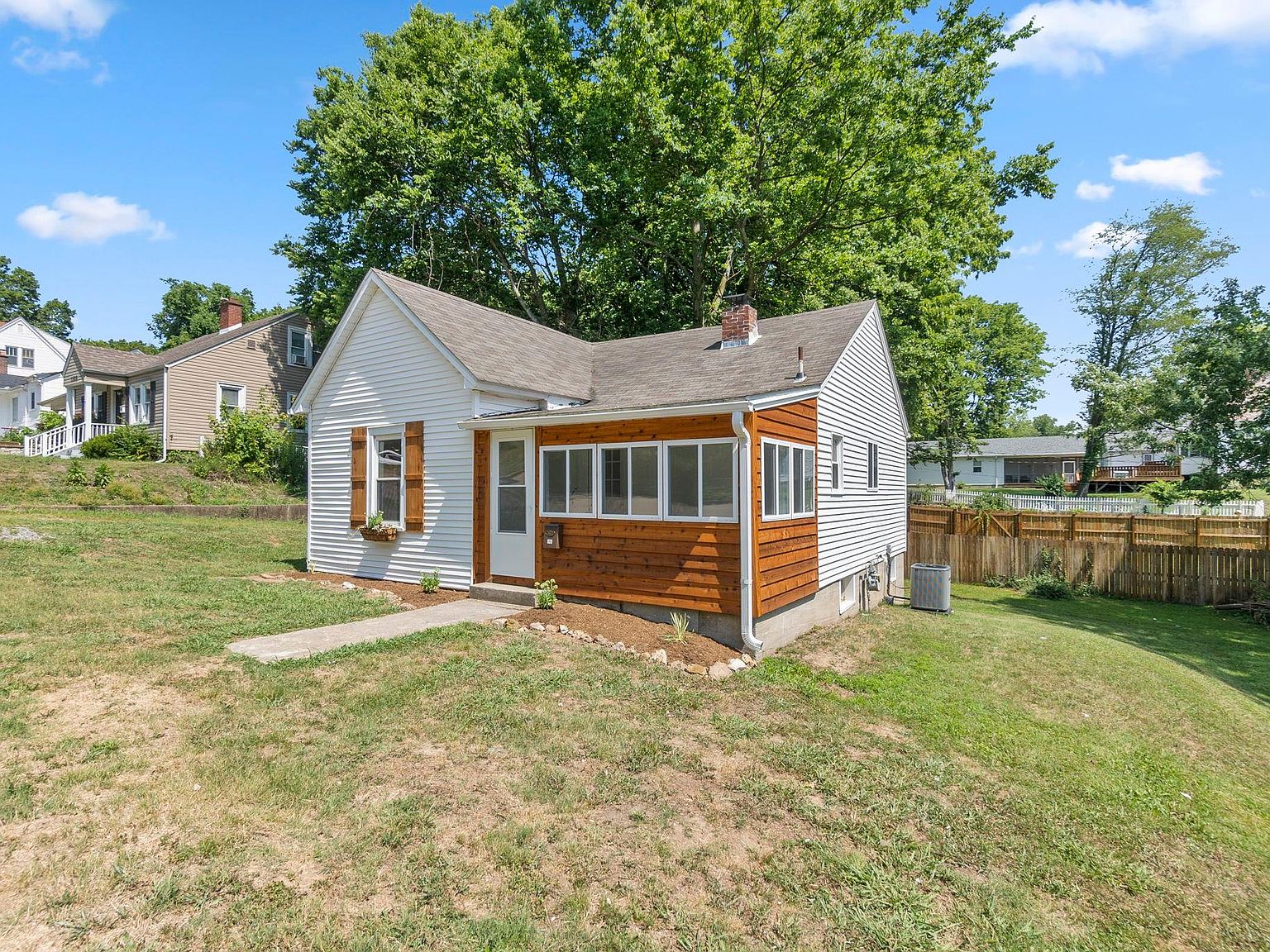 1520 Dunklin St, Cape Girardeau, MO 63701 Zillow