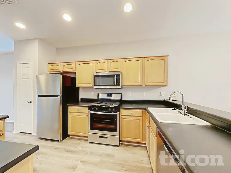 14621 W Ventura St — Photo 6