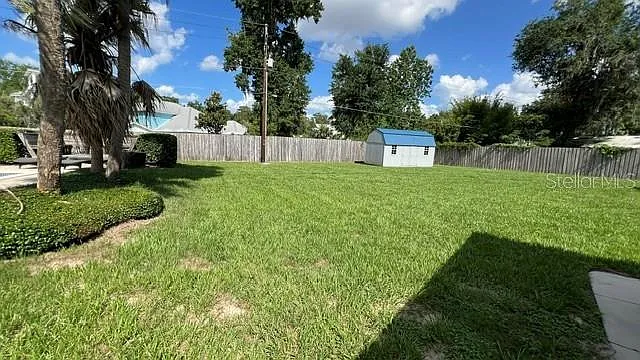 1117 NW 51st Ter — Photo 16