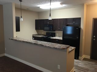 8450 Cody Dr APT 313, Lincoln, NE 68512