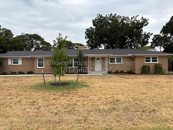 2nd image of 16 Cliffside Dr