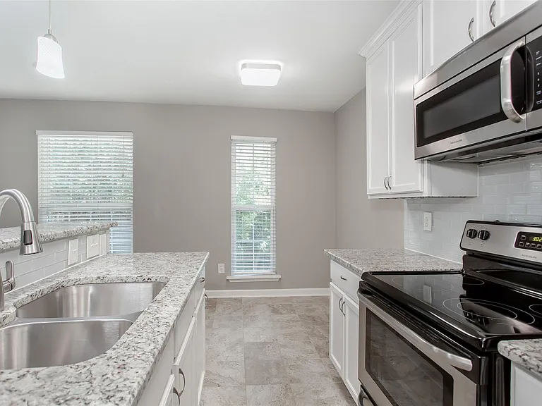 4319 McKinney Ave #205 — Photo 6