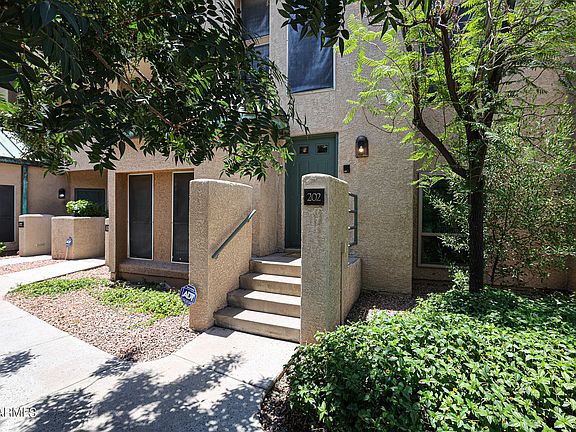 2nd image of 101 N 7TH Street #202