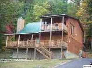 2305 Bluff Mountain Rd, Sevierville, TN 37876