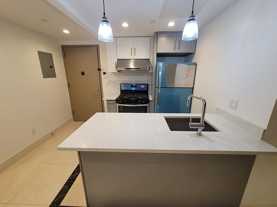 1st image of 13735 Elder Ave #404