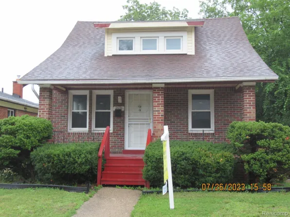 21036 Westview Ave, Ferndale, MI 48220