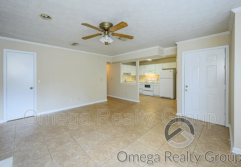 819 Willow Pointe — Photo 6