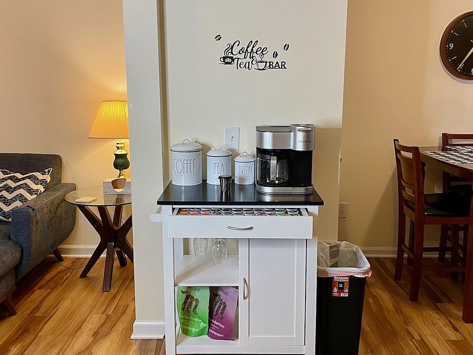 Coffee & Tea Bar
