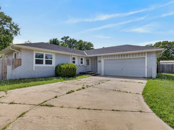 5605 E Shadybrook St, Wichita, KS 67208