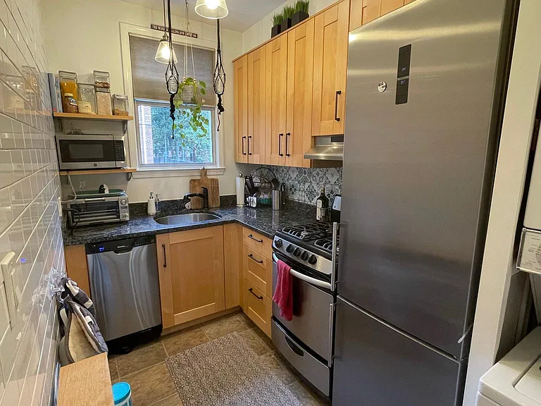 1828 Riggs Pl NW #5 — Photo 5