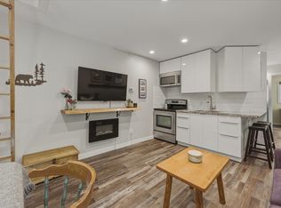 2231 Sapporo Dr #3, Whistler, BC V8E0B5
