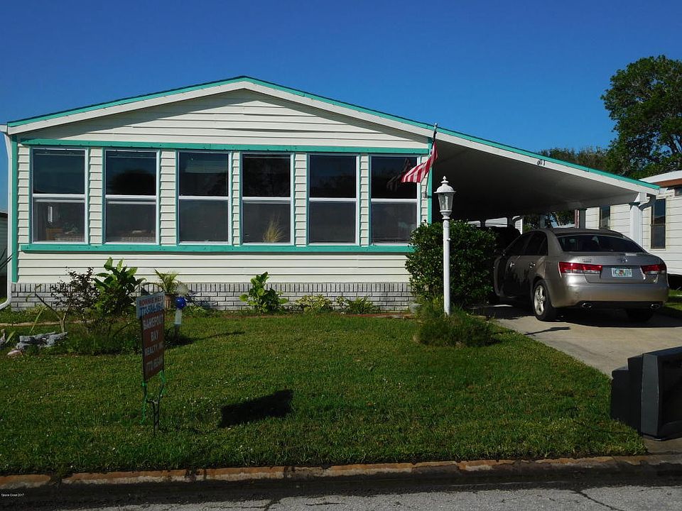 1st image of 611 Amaryllis Dr