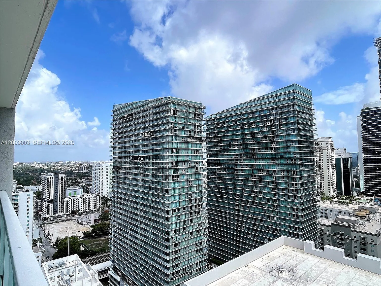 Vue At Brickell Condo — Photo 4