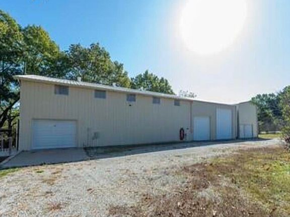 3rd image of 44 Stonemont Road