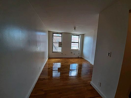 3rd image of 2177 3rd Ave APT 2A