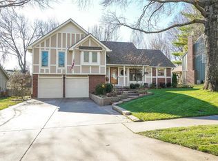 12823 W 82nd St, Lenexa, KS 66215