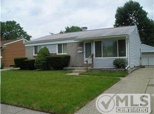 1519 Gloria St, Westland, MI