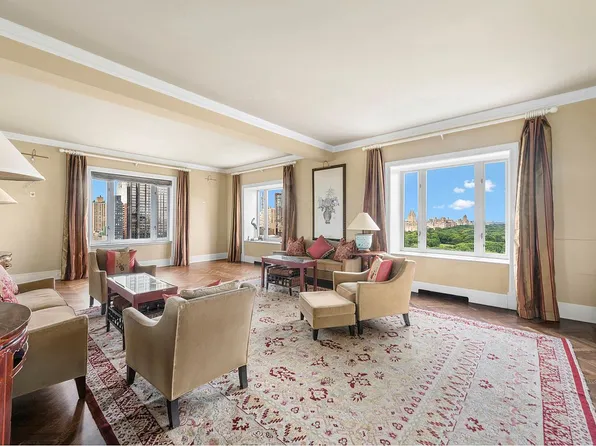 150 Central Park S #2204, New York, NY 10019