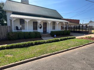124 N McDuffie St, Buena Vista, GA 31803