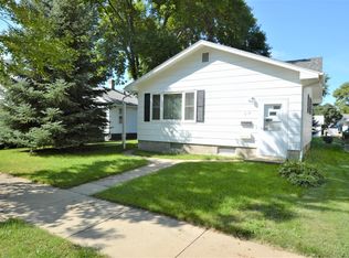 519 N State St, Aberdeen, SD 57401