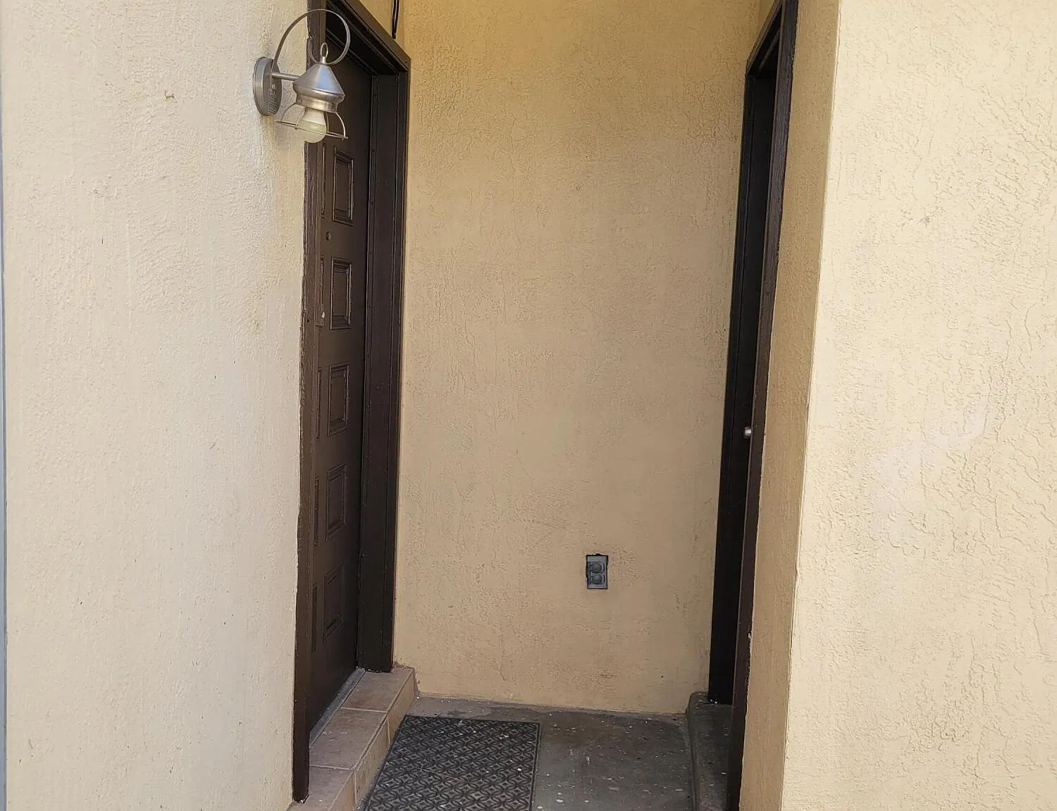 3 bed, 2.5 bath, 1320 sqft, $1,495 — Photo 4