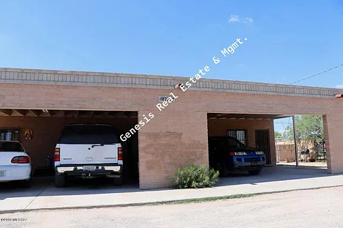 7047 S 6th Ave #1 Photo 1