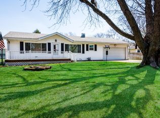 3595 Arlington St, Saint Joseph, MI 49085