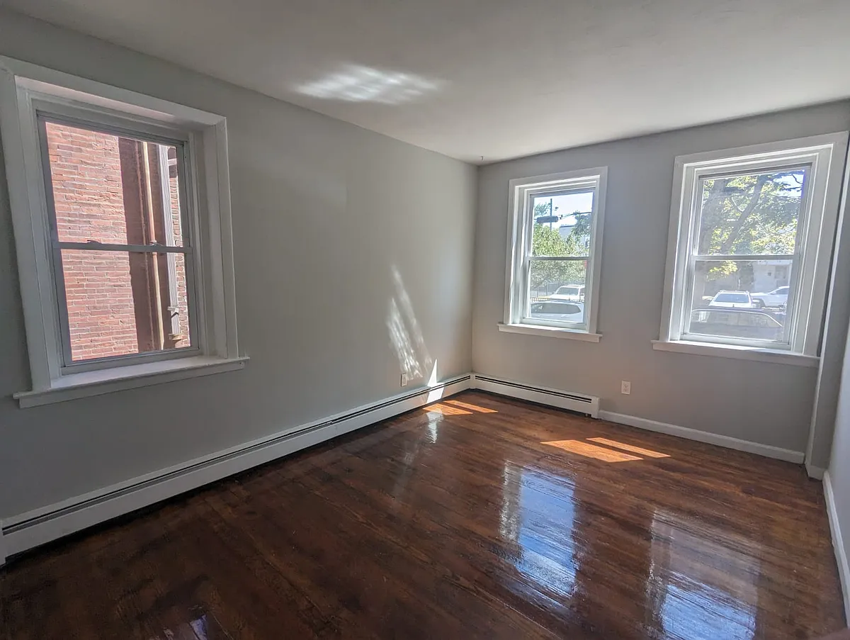 Building Photo - 193 Wooster St #1A