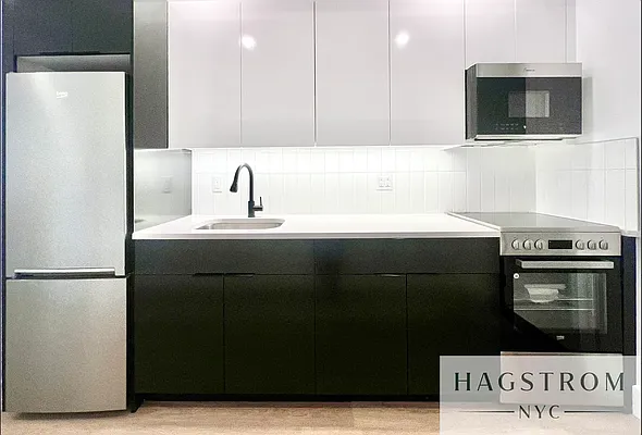 Rented by Hagstrom Management Inc | media 9